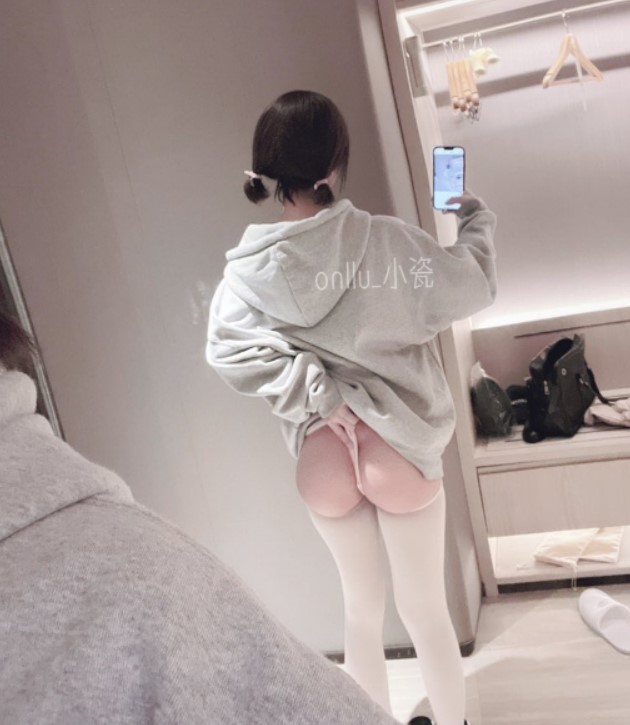 -后入翘臀